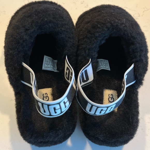 UGG FLUFF YEAH Slippers! - Picture 2 of 9
